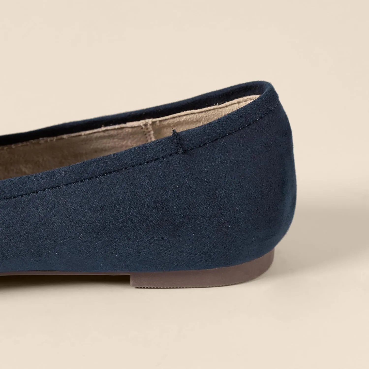 Amazon Essentials Women's Soft Minimal Loafer