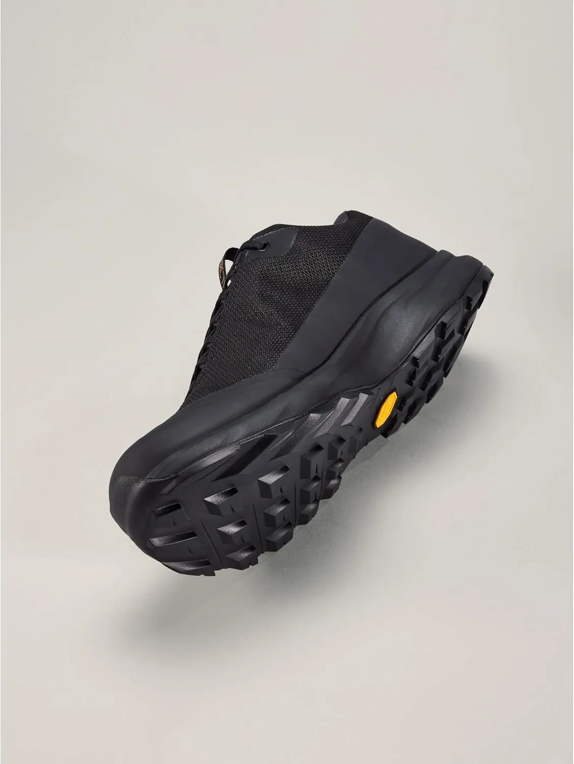 Arc'teryx Men's Aerios GTX Shoe - Mens Hiking Shoes - Lightweight Hiking & Trekking Shoe, Gore-Tex Waterproof, Breathable, Support for Outdoor Exploration
