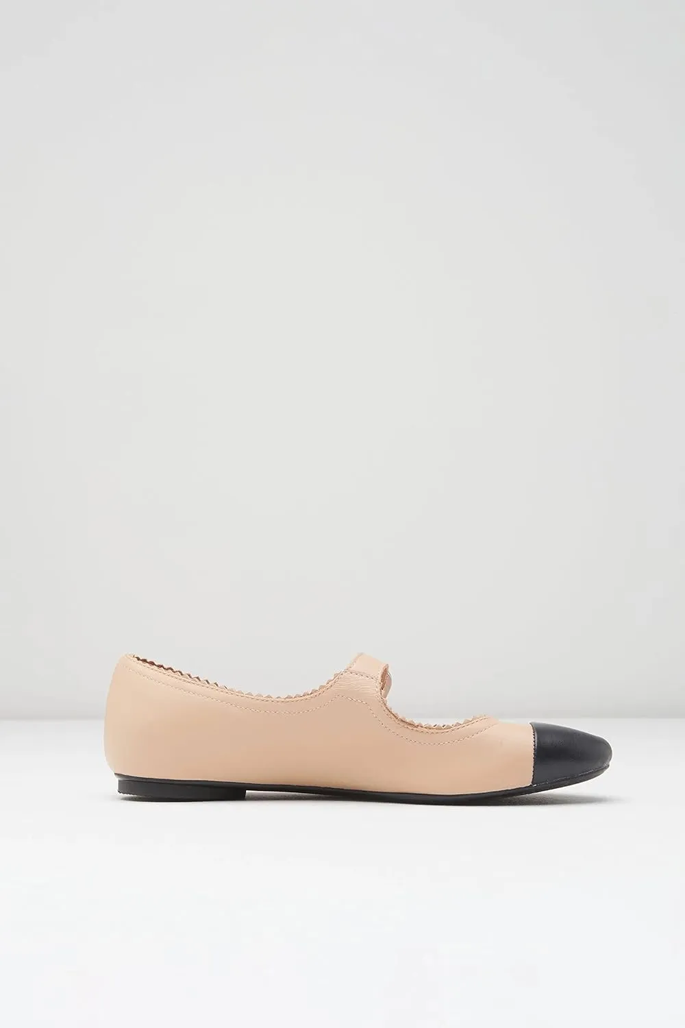 Bloch Women's Cassiopeia Ballet Flat
