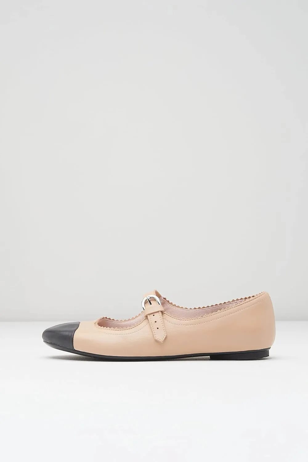 Bloch Women's Cassiopeia Ballet Flat