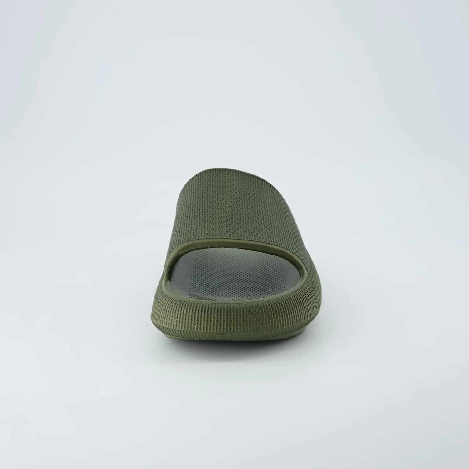 CUSHIONAIRE Men's Feather cloud recovery pool slide with  Comfort