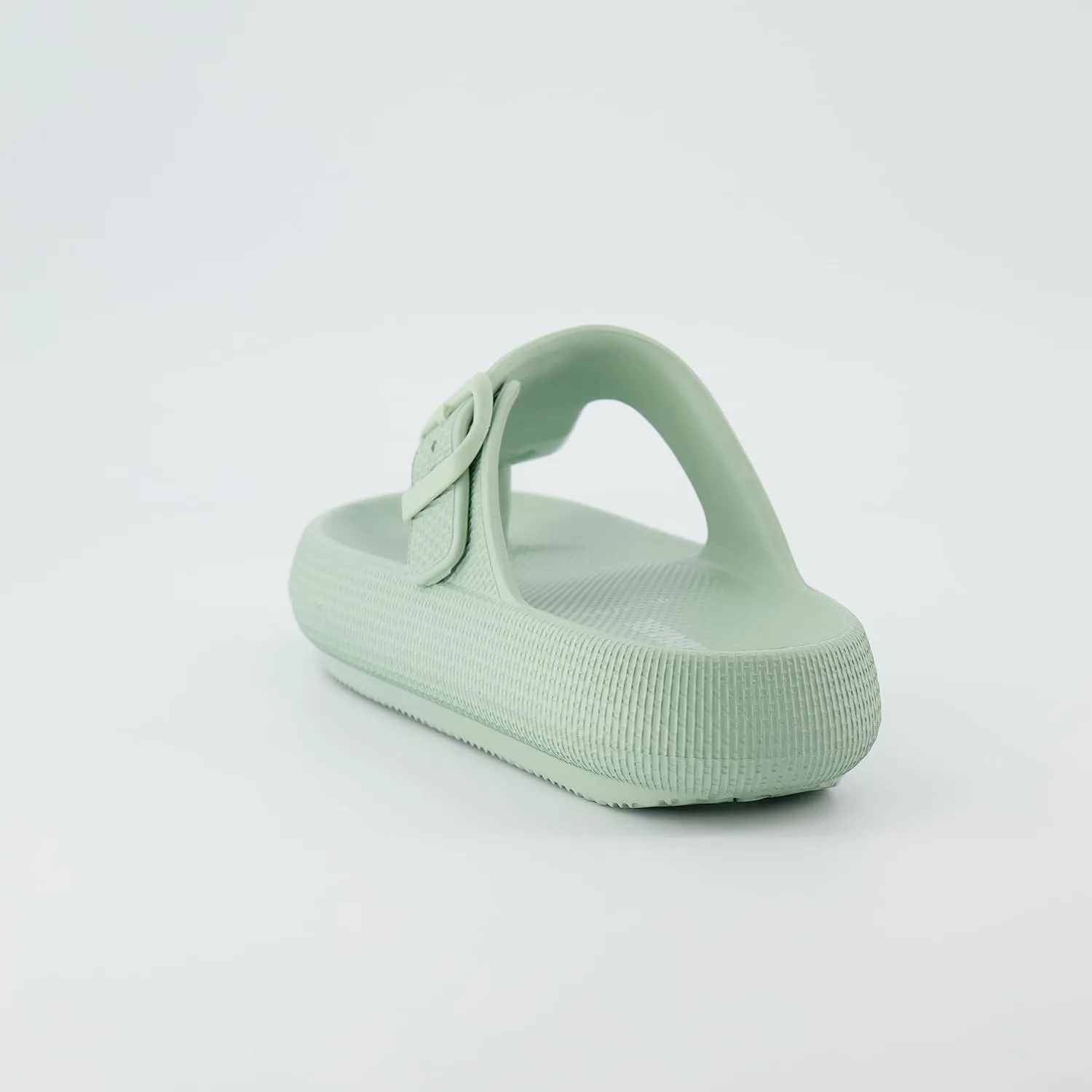 CUSHIONAIRE Women's Flo thong recovery cloud pool slide sandal with  Comfort