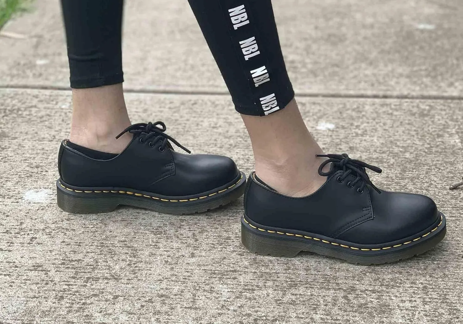 Dr. Martens Unisex-Adult Sneaker 1461