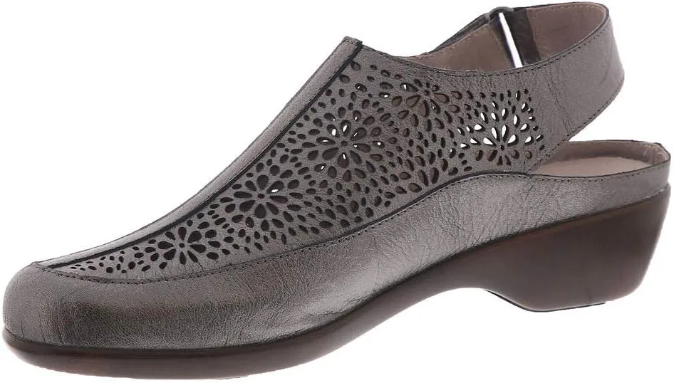 Easy Spirit Women's Dawn Clog