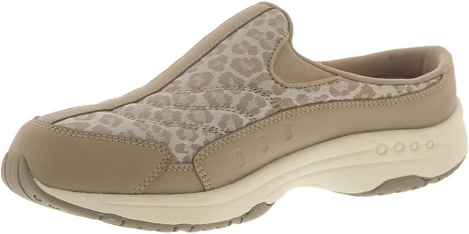 Easy Spirit Women's Traveltime 504 Clog