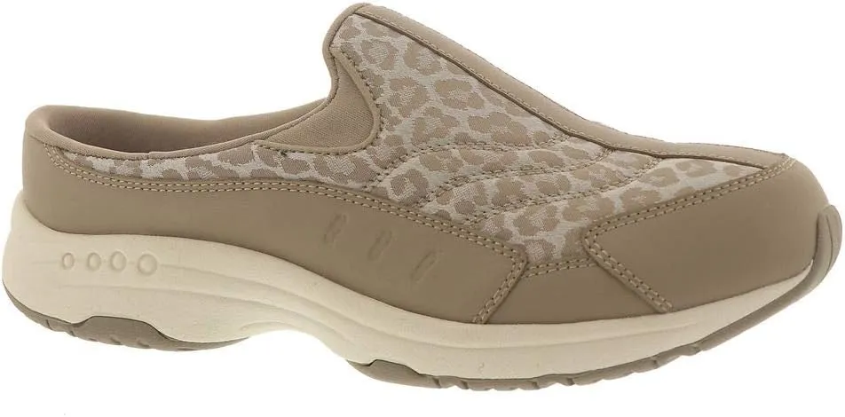 Easy Spirit Women's Traveltime 504 Clog