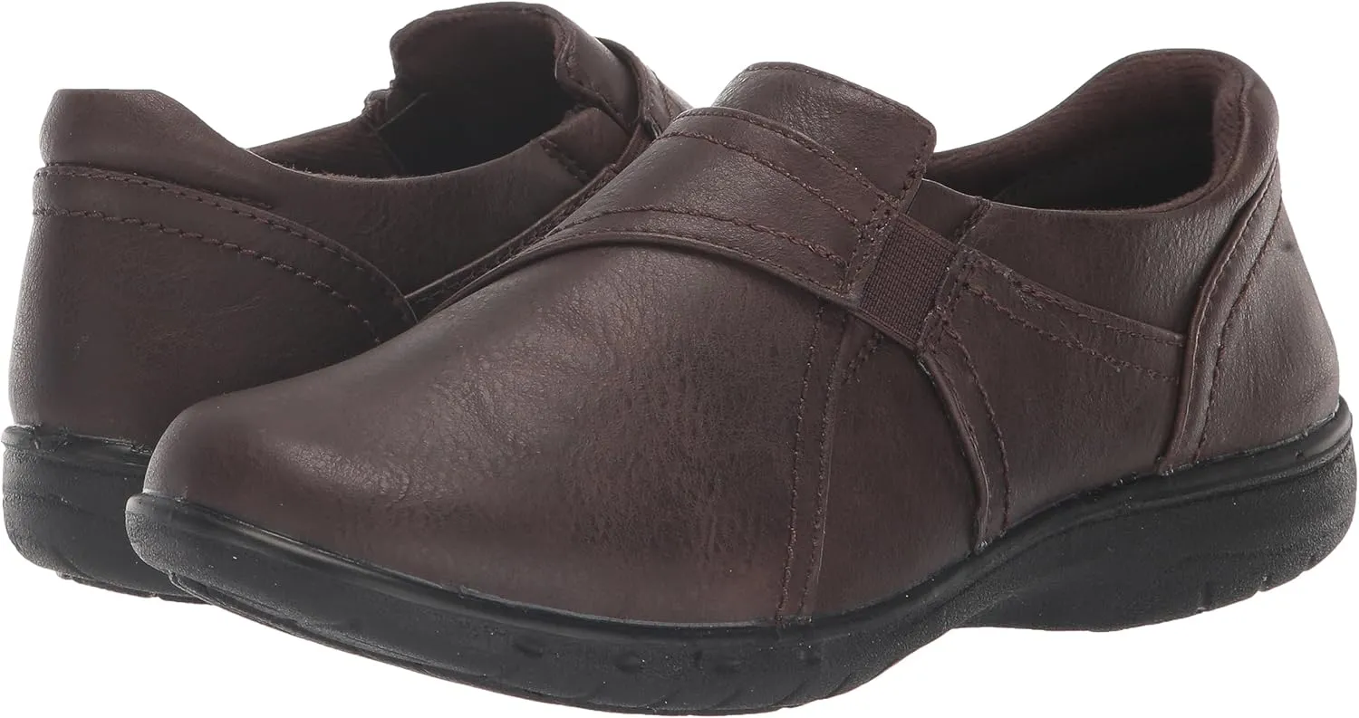 Easy Street Women's Ariah Sneaker