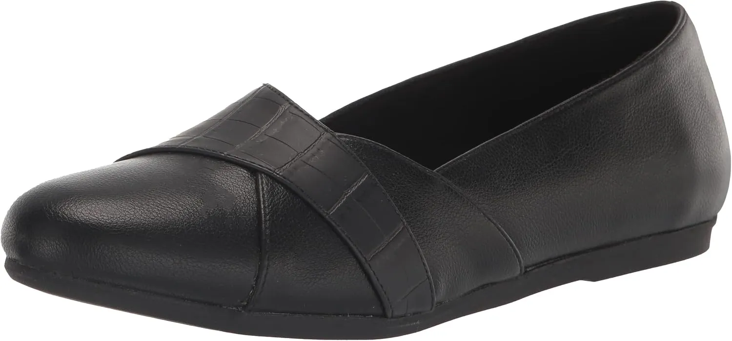 Easy Street Women's Bessie Sneaker