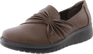 Easy Street Women's Faith Sneaker