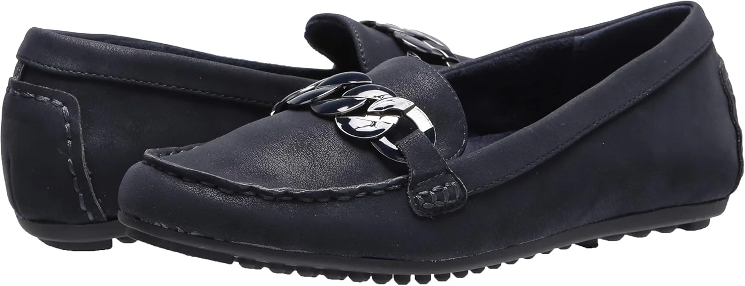 Easy Street Women's Flat Sneaker