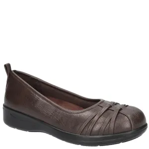 Easy Street Women's Haley Sneaker, Brown, 8