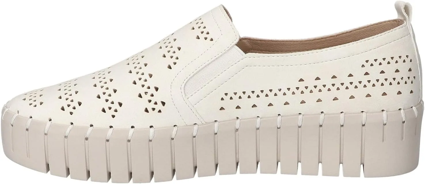 Easy Street Women's Peppy Sneaker
