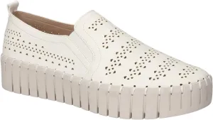 Easy Street Women's Peppy Sneaker