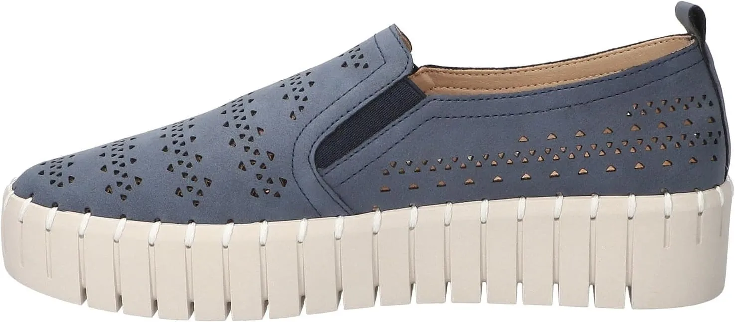 Easy Street Women's Peppy Sneaker