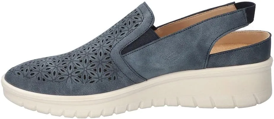Easy Street Women's Petal Sneaker