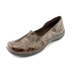 Easy Street Women's Purpose Sneaker, Brown Patent Croco, 10