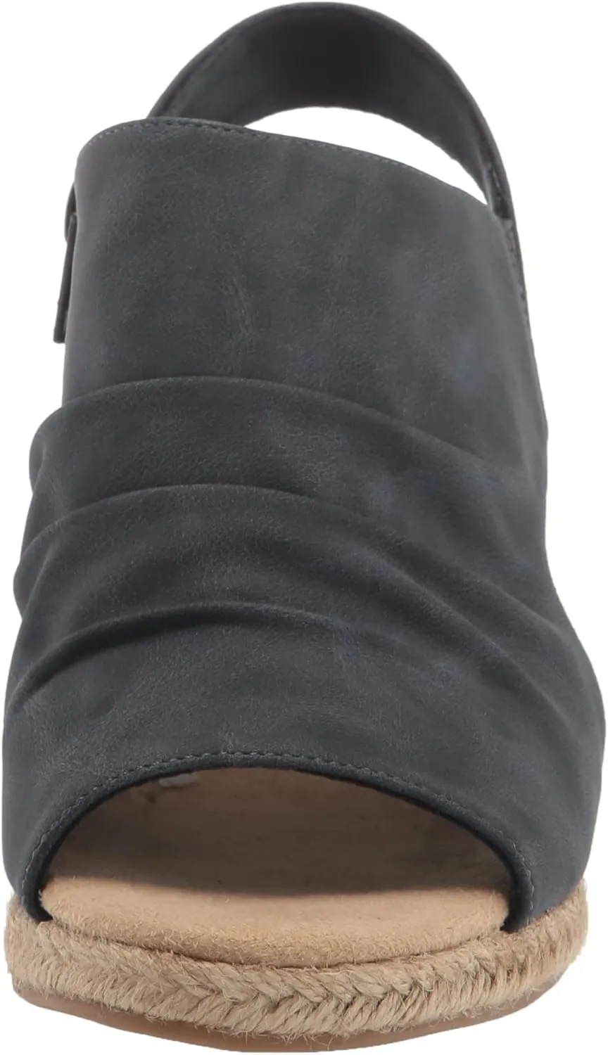 Easy Street Women's Teje Sandal