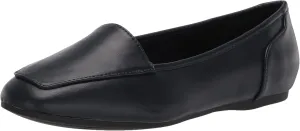 Easy Street Women's Thrill Flat Sneaker