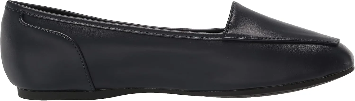 Easy Street Women's Thrill Flat Sneaker