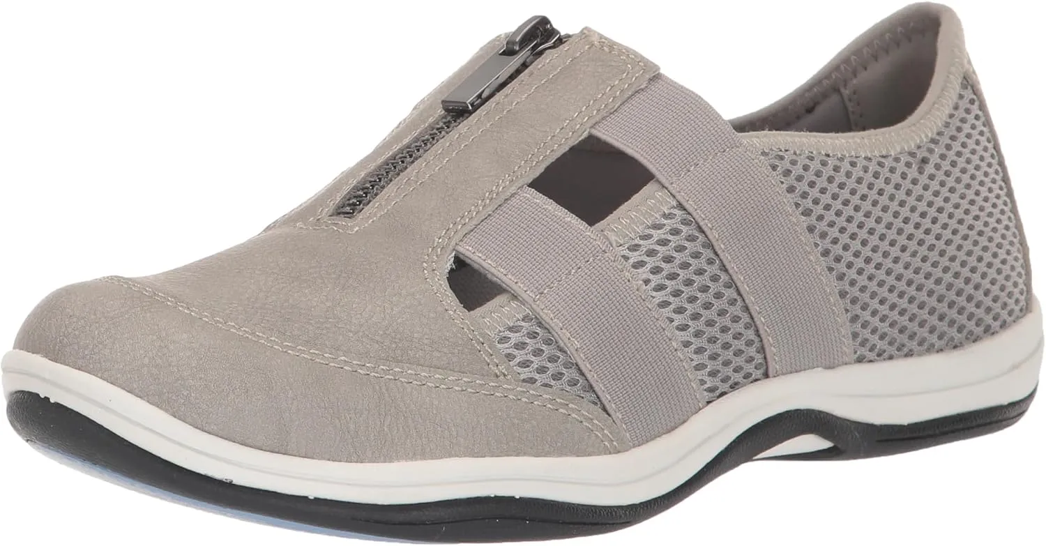 Easy Street Women's Yareli Sneaker
