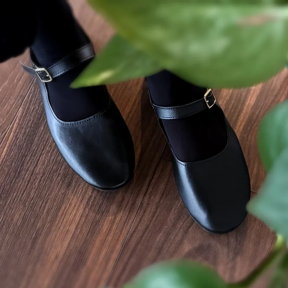 EVIE: Vegan Leather Ballet Flats 35 | 36 | 39