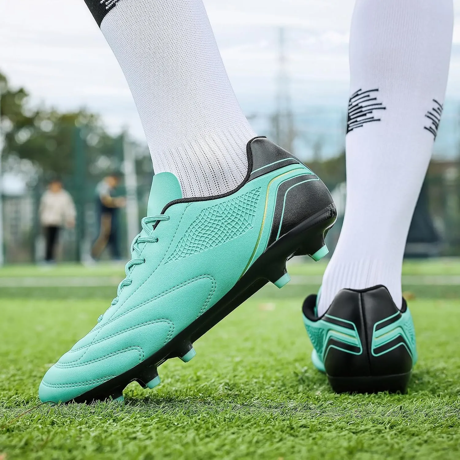 HaloTeam Soccer Shoes Mens Cleats Outdoor Professional Training Turf Football Boots Breathable Athletic Sneaker for AG/FG