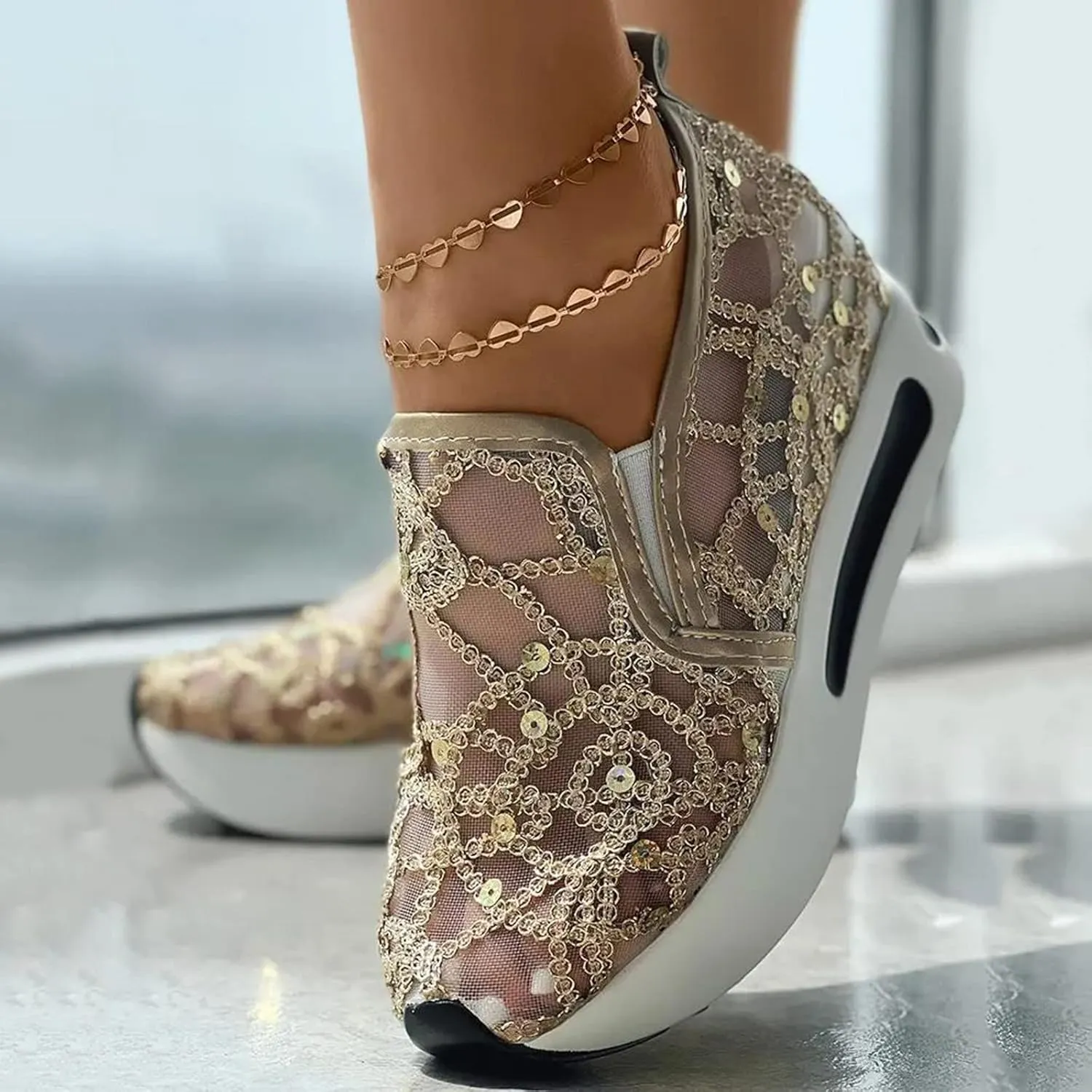 Ladies Fashion Breathable Knitted Mesh Pointed Flat Bottomed Casual Single Shoes Wedges Wide Feet