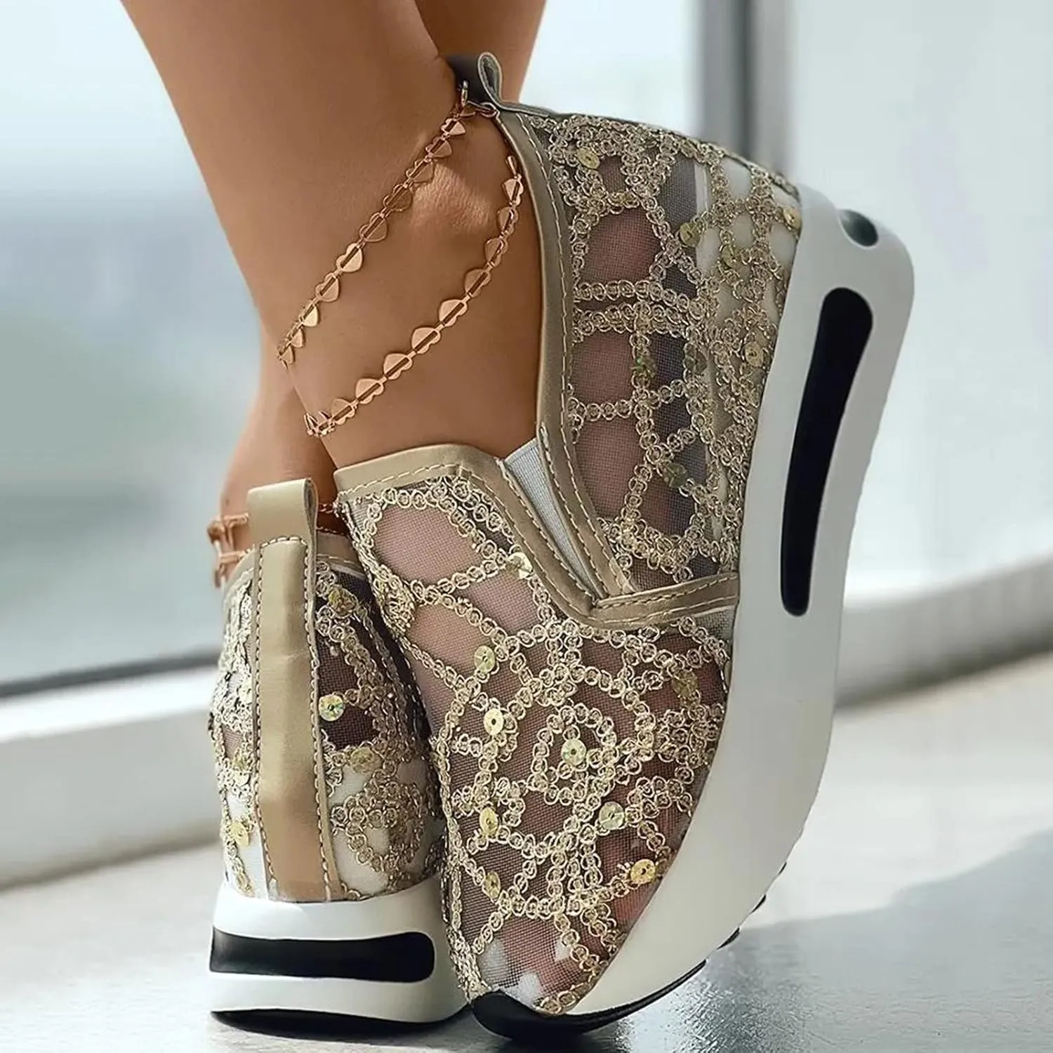 Ladies Fashion Breathable Knitted Mesh Pointed Flat Bottomed Casual Single Shoes Wedges Wide Feet