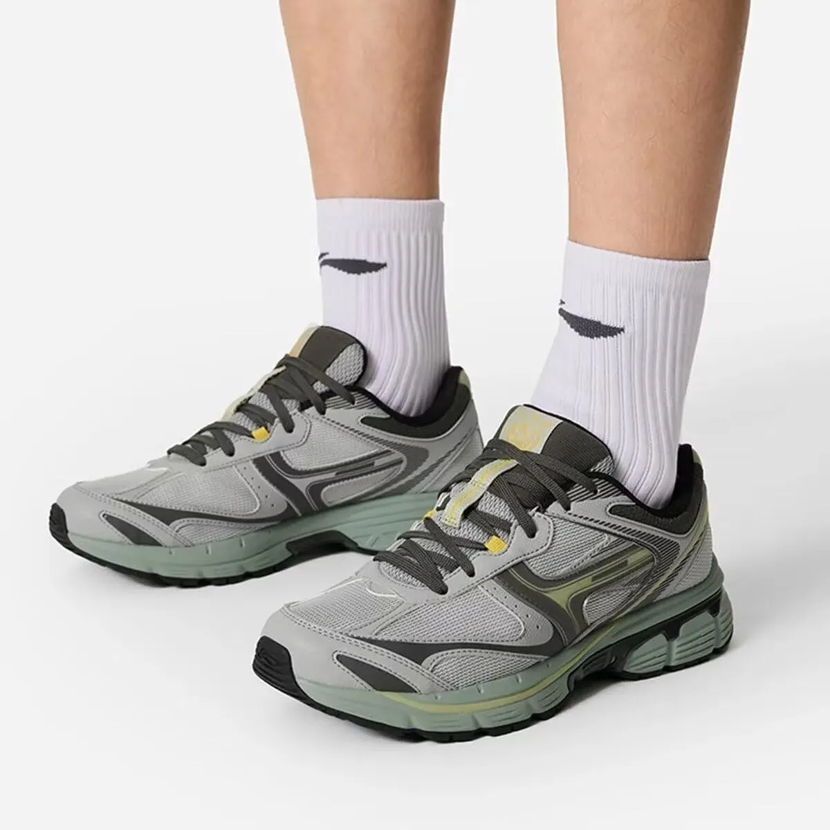 LI-NING PENTIUM 1000 Men Casual Running Shoes Lightweight Soft Elastic Classic Sport Sneakers ARSV039