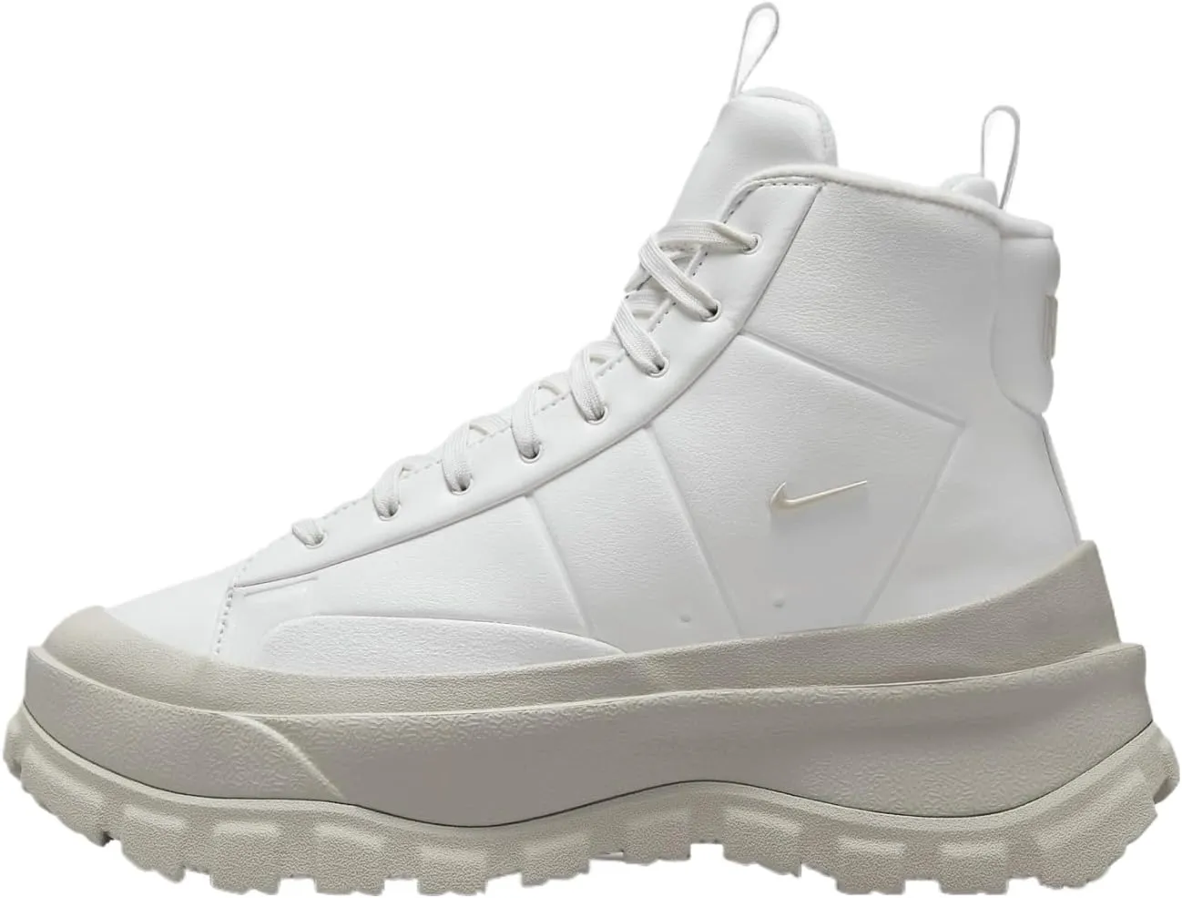 Nike Blazer Roam Mid Women's Winterized Shoes (FQ9065-100, Summit White/Light Bone/University Gold/Phantom)