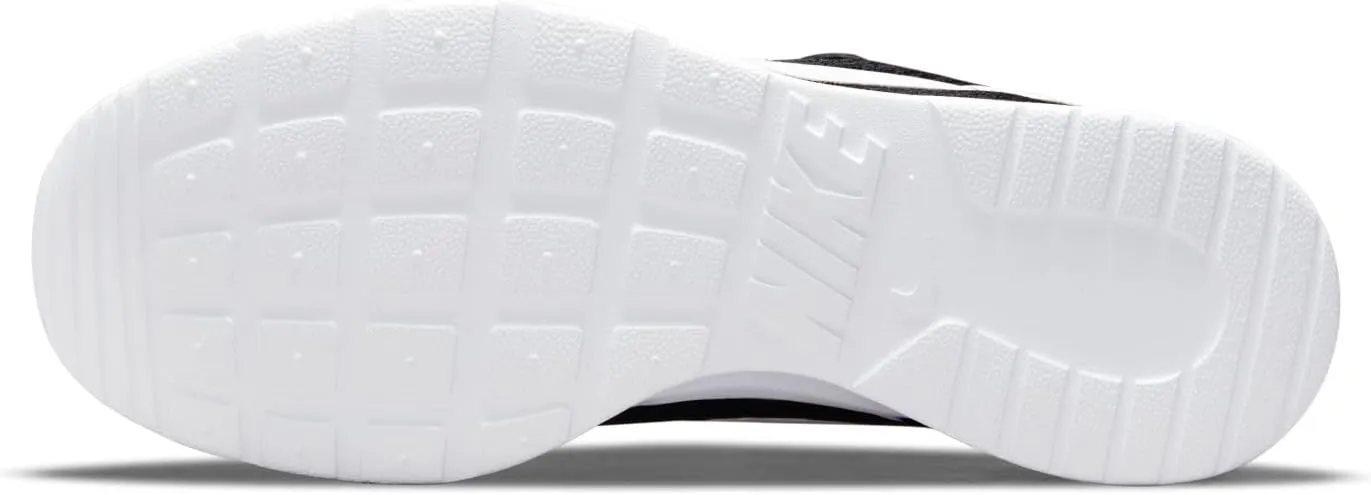 NIKE Women's Tanjun Running Shoes
