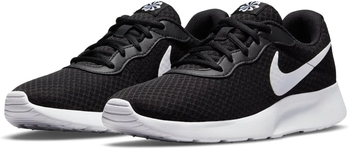 NIKE Women's Tanjun Running Shoes