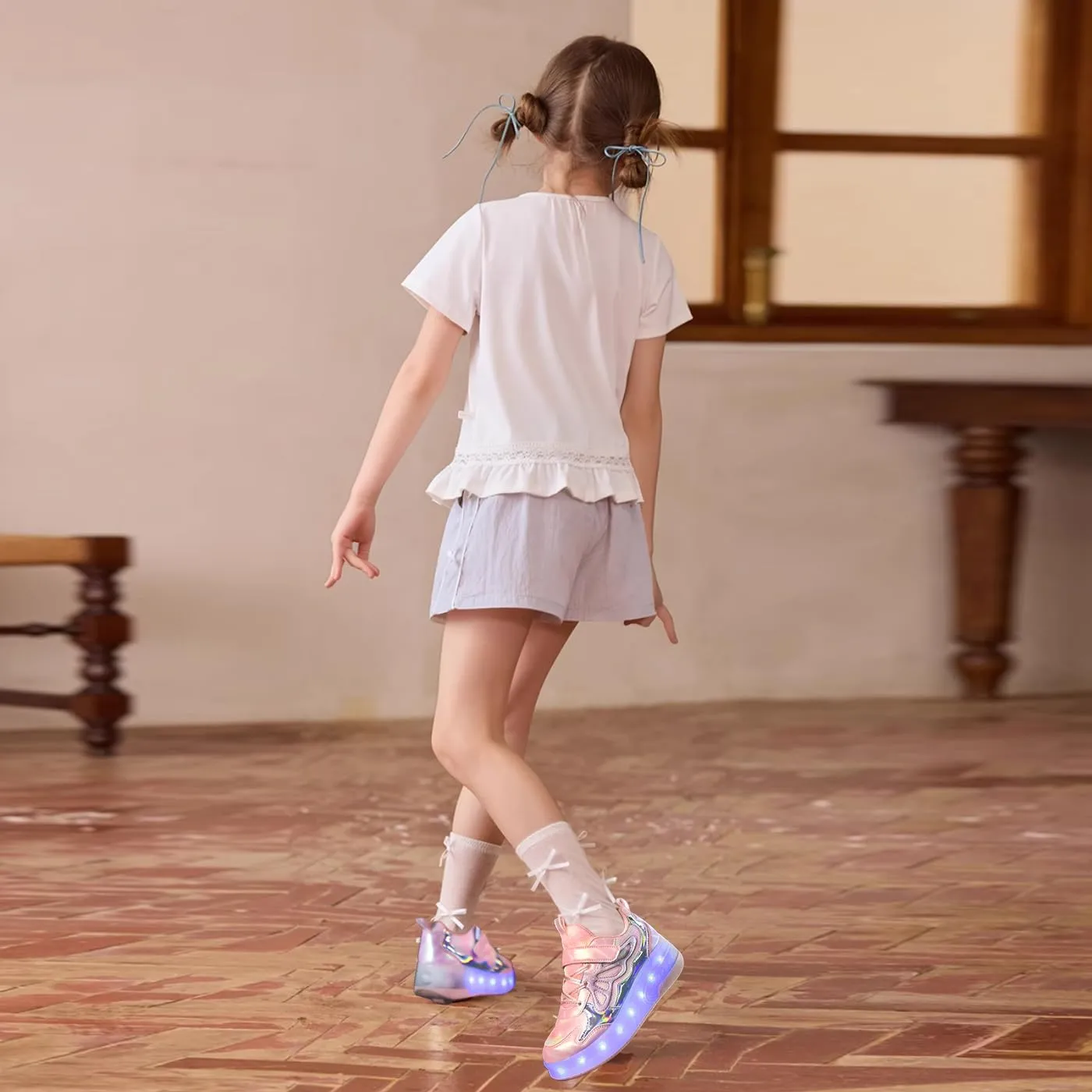 Nsasy Girls Boys Roller Shoes with LED Light Up Wheels Sneakers Kids Roller Skates Shoes for Kids for Children