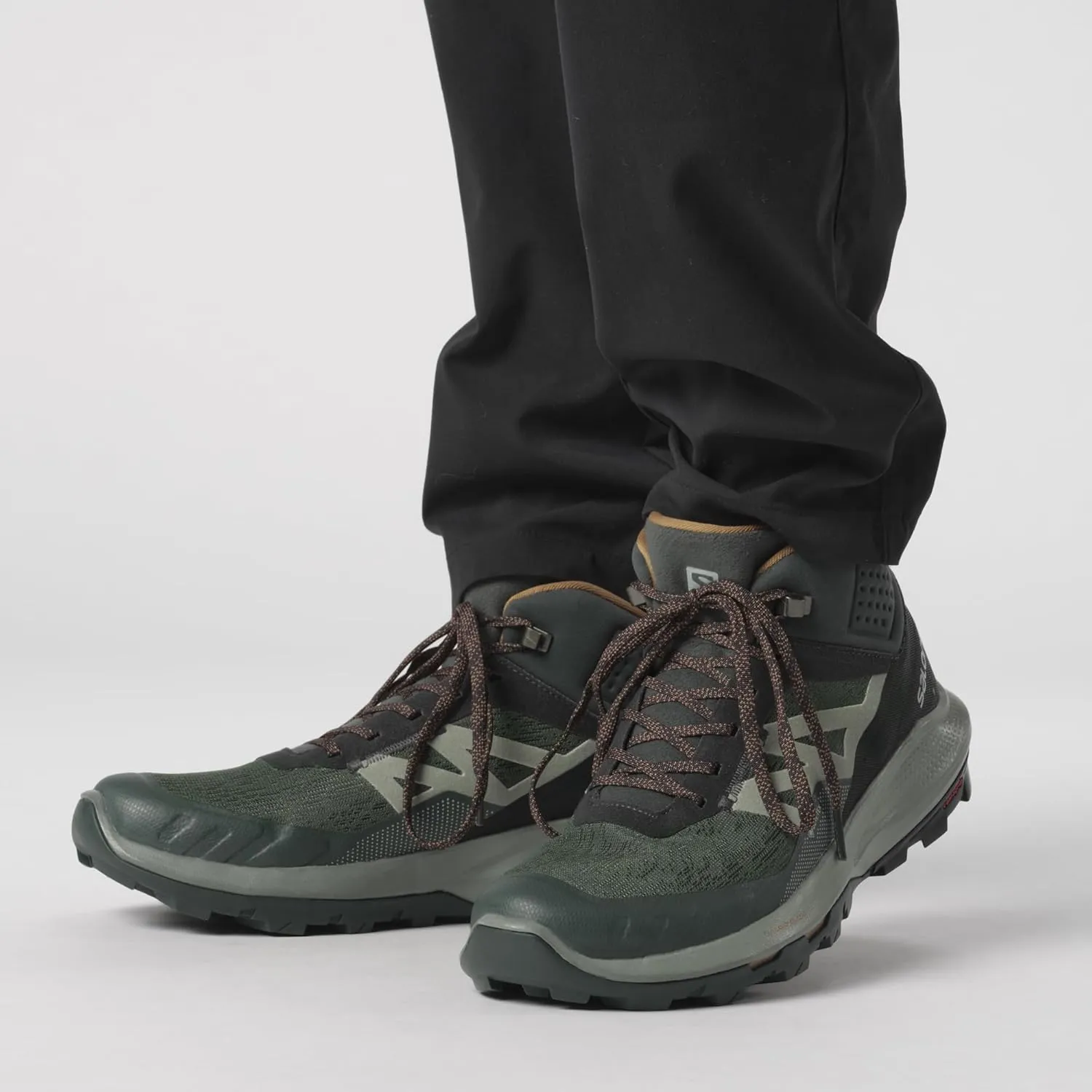 Salomon Men's Outpulse Mid GTX Hiking Shoe