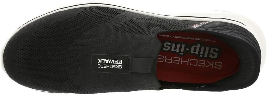 Skechers Men's Go Walk 7-Easy on 2 Sneaker