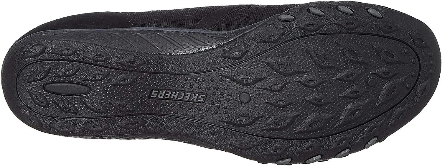 Skechers Women's Breathe-Easy Allure Sneaker