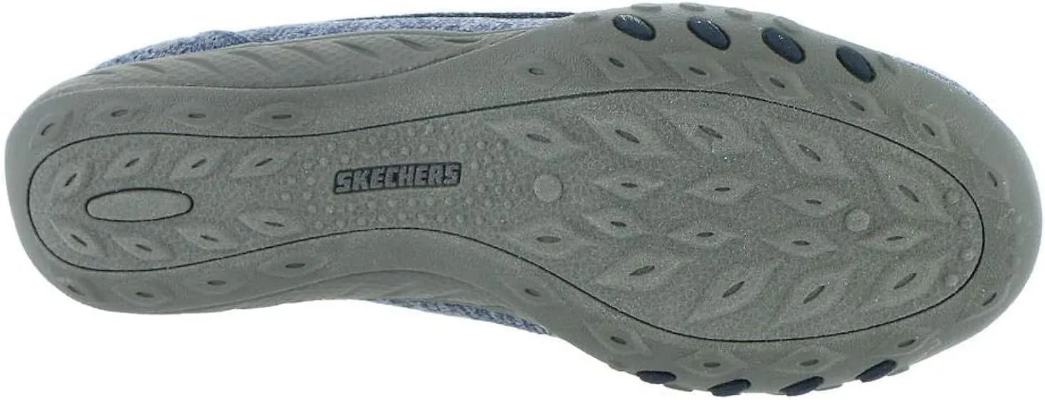 Skechers Women's Breathe Easy-Good Influence Sneaker