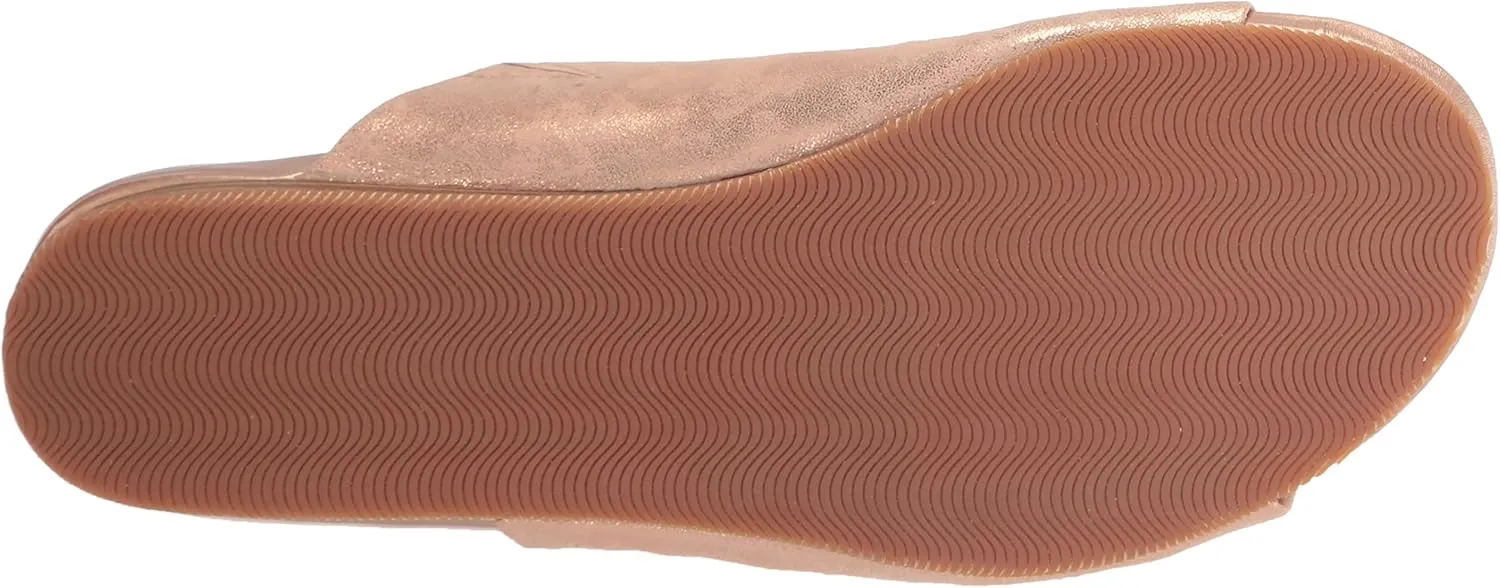 SoftWalk Women's Camano Sandal