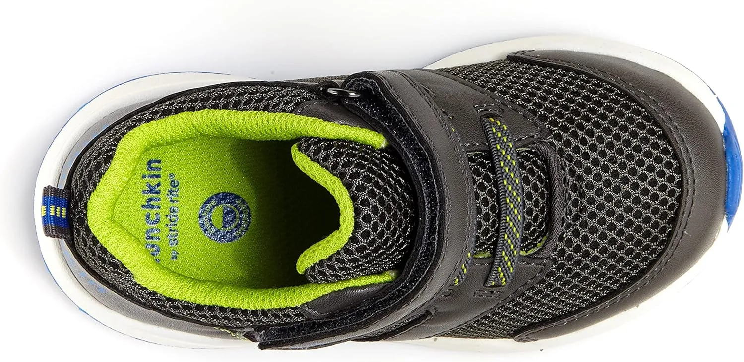 Stride Rite Unisex-Child Max Sneaker