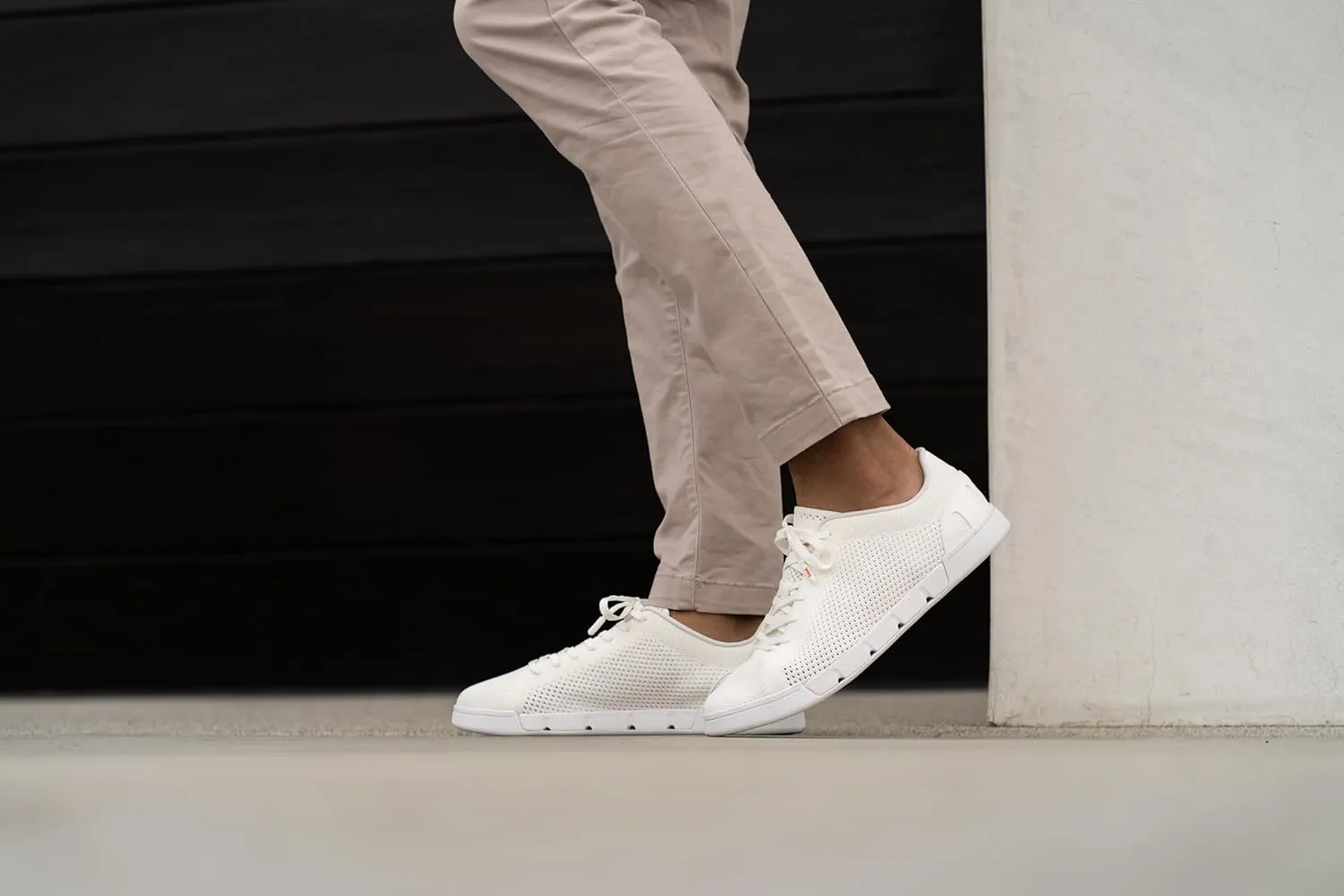 SWIMS Men Sneakers Shoes, Casual Lightweight Shoe, All Day Stylish Comfortable Breeze Tennis Knit Sneaker