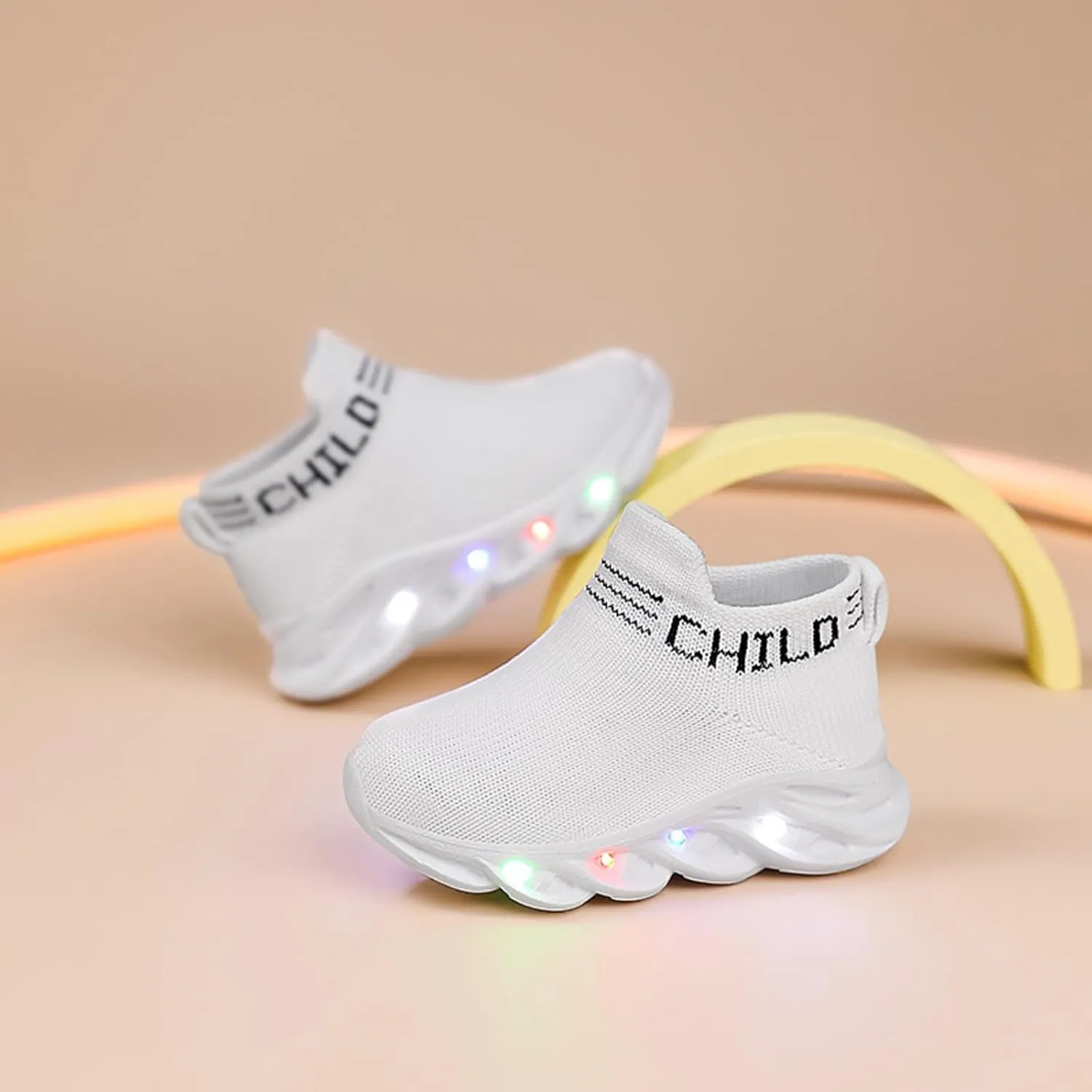 Toddler Light Up Shoes Little Kids Led Sneaker Breathable First Walking Athletic Casual Mesh Boys Girls Shoe