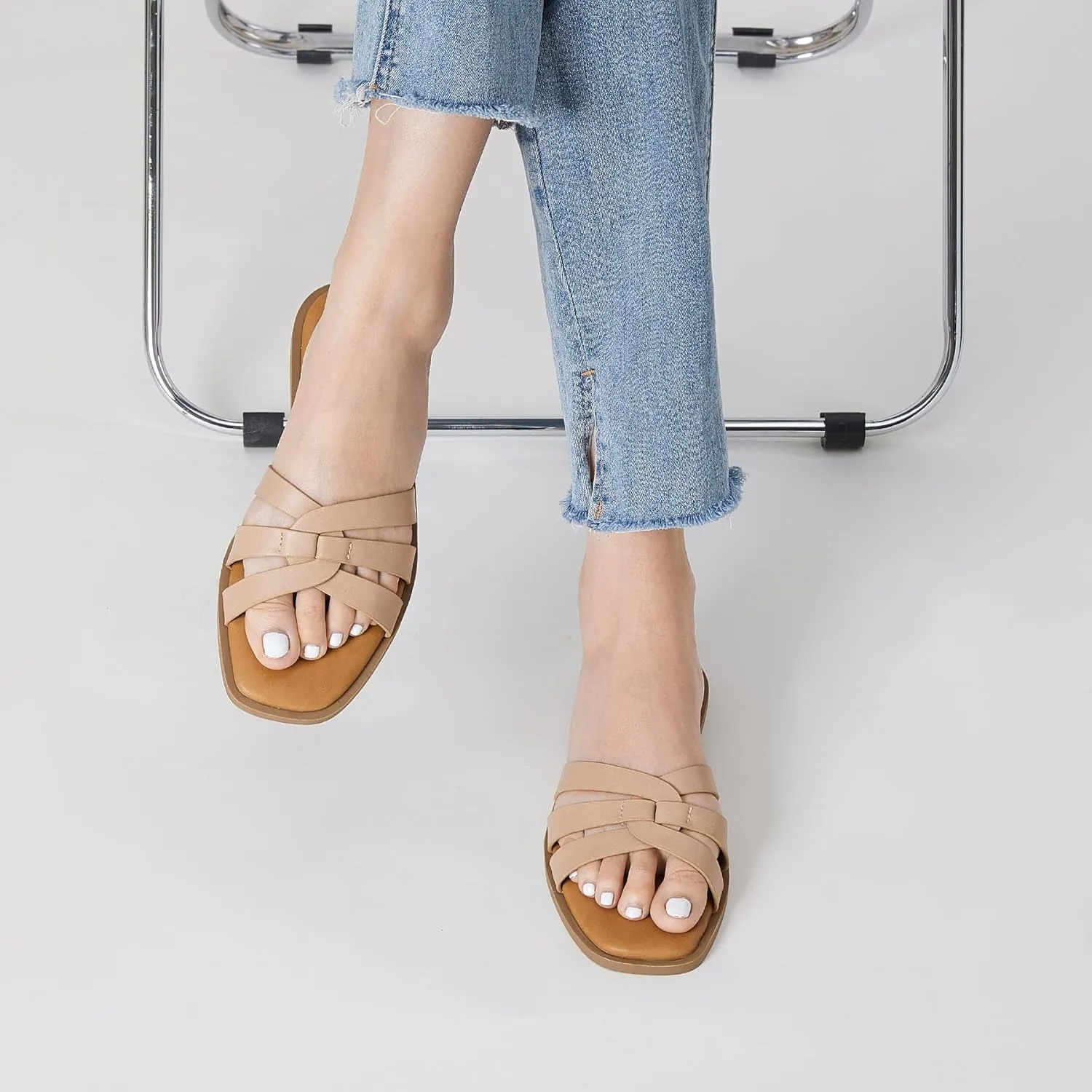Trary Women's Flat Sandals Open Square Toe Slip on Slippers Casual Dressy Comfortable Soft Leather Summer Fashion Slide Sandals for Women Vacation Beach Party