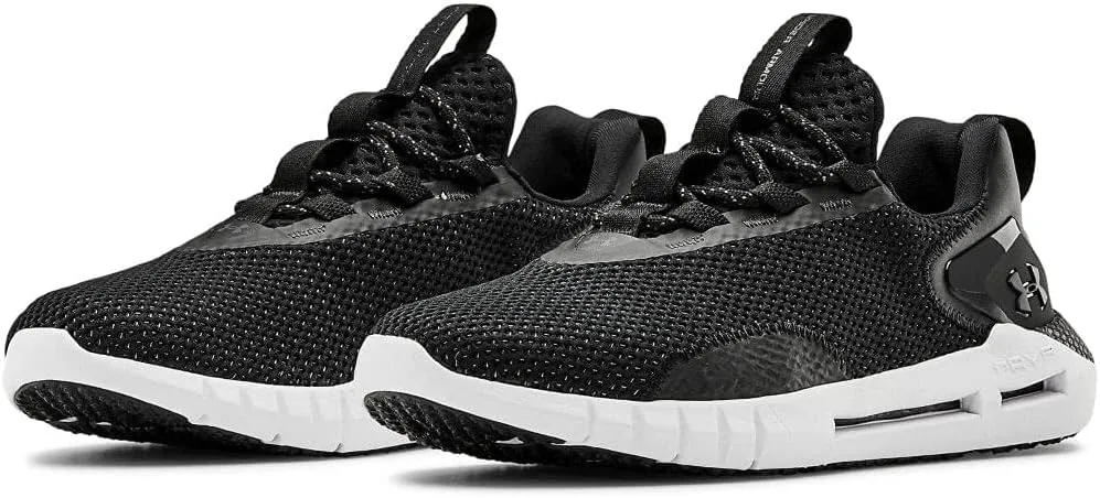 Under Armour Women's HOVR Strt Sneaker