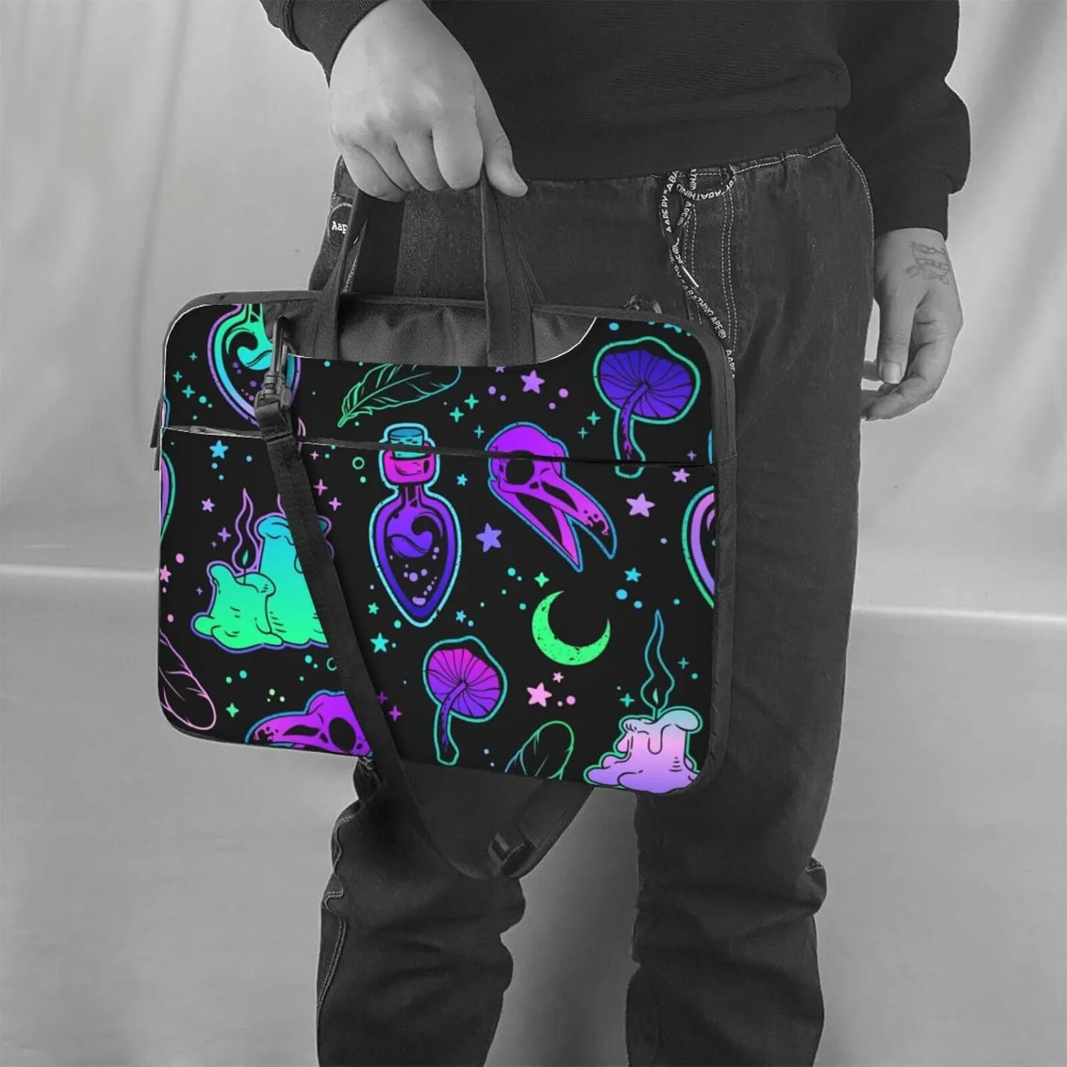 Witchcraft Cat Stars Laptop Bag Classic Slim Briefcase Messenger Bag, Spacious, Ergonomic