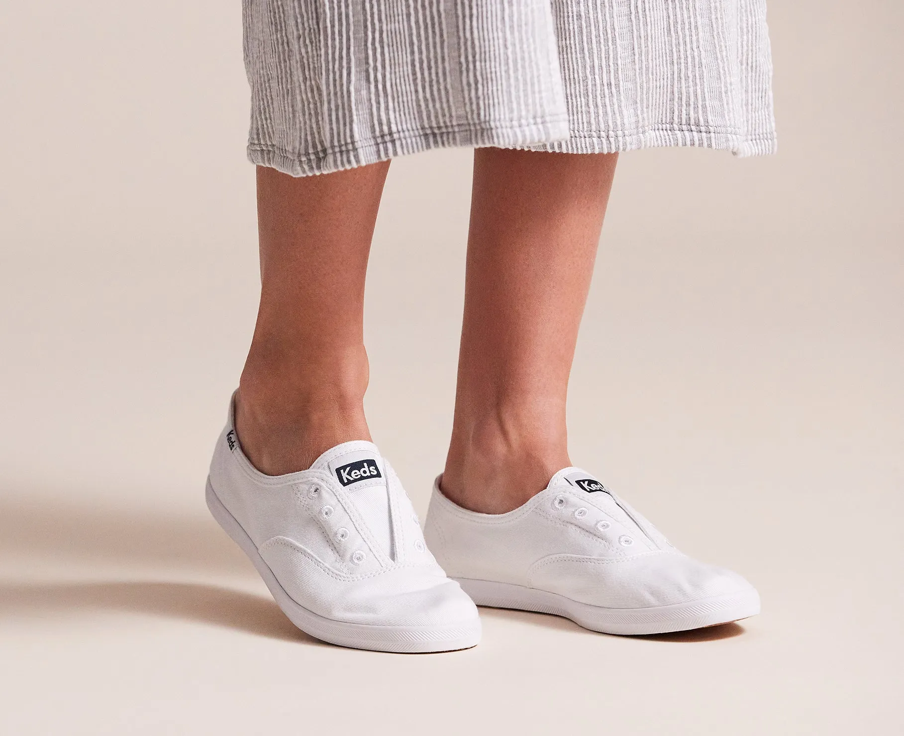 Women's Chillax Canvas Twill White