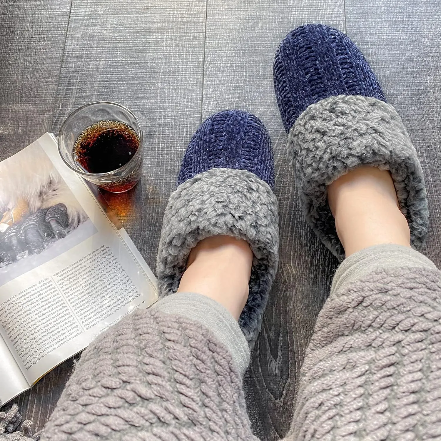 Women's House Slippers Memory Foam Fuzzy Slip on Slide Slippers Ladies Soft Bedroom Shoes for Indoor & Outdoor